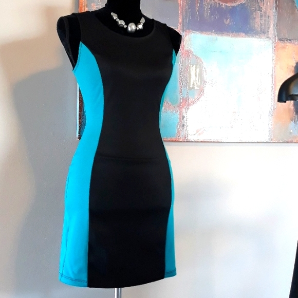 Guess Turquoise & Black Tank Scoop Neck Bodycon Dress Size M/M/ NWOT - Picture 8 of 12